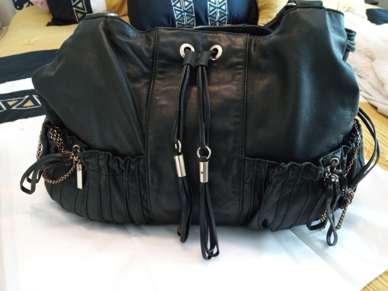 Laundry By Shelli Segal Black Lambskin Leather Chain Detail Vintage Handbag