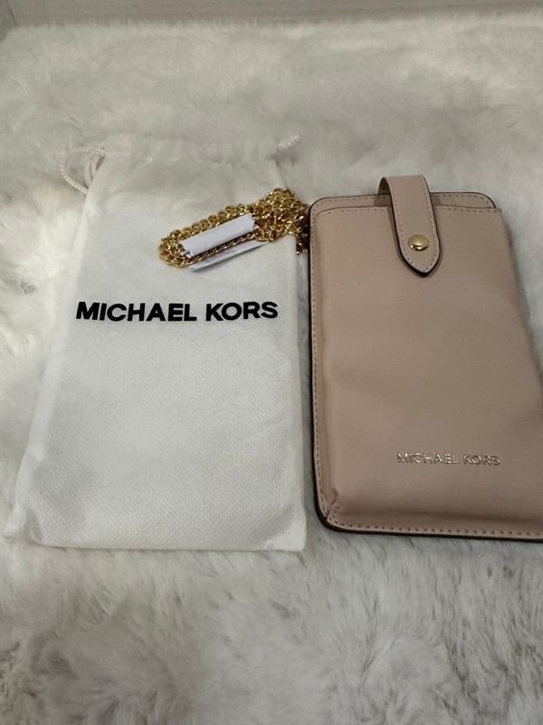 Michael Kors Phone ID/Card Case Crossbody Chain Strap Nude Gold