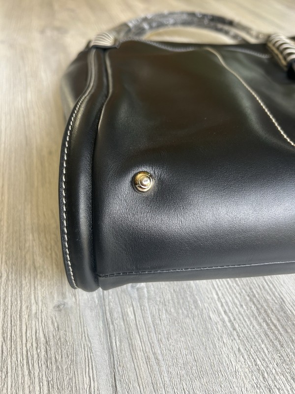 Tod's Girelli Smooth Black Leather Tote Shoulder Bag Y2K Luxury White Stitching gallery
