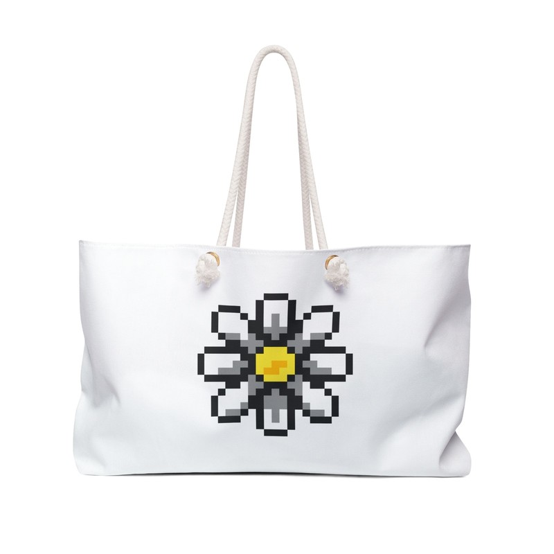 Weekender Bag Cute Retro Gamer 8-Bit Pixel Art Daisy Flower Design