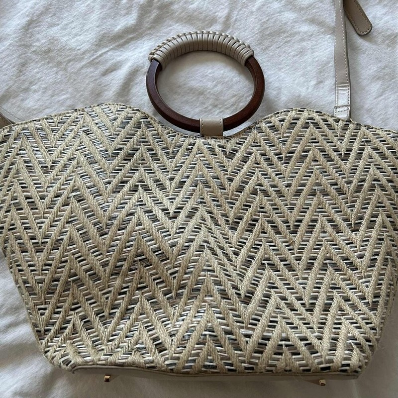 Celine Dion Natural Chevron Piacevole Libretto Tote w/ Ring Handles & Strap – OS