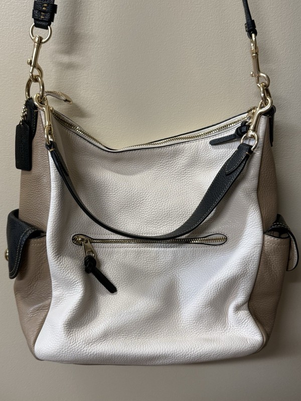Coach Pennie Shoulder Bag Color block Multi Pocket Tote Leather -EUC