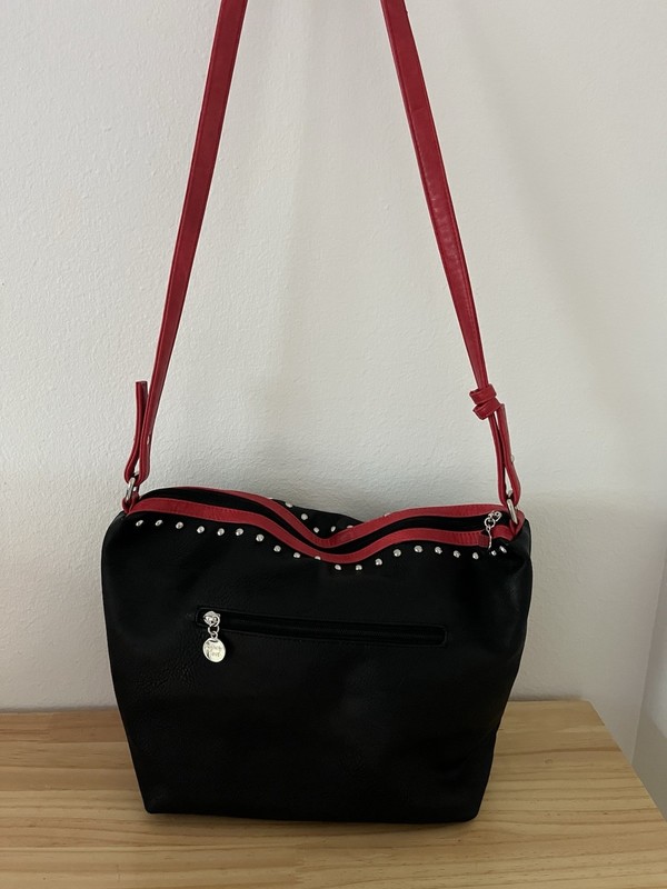 Women’s Sydney Love Black And Red Purse Bag Boho 15-1/2 x 11”. gallery