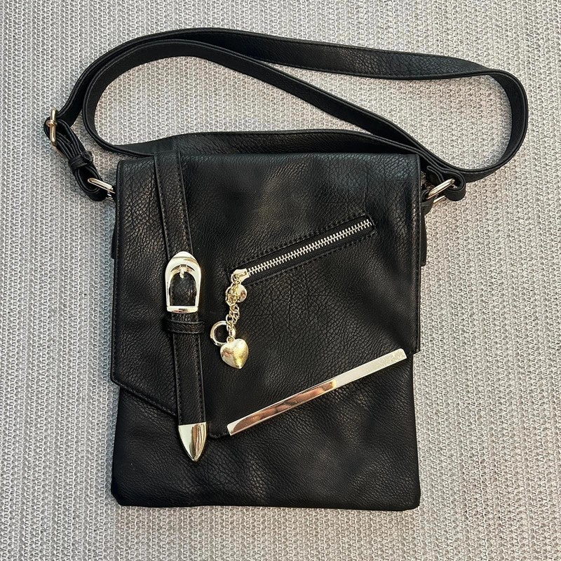 Mia K Black Vegan Leather Crossbody Messenger Bag Gold Heart Charm