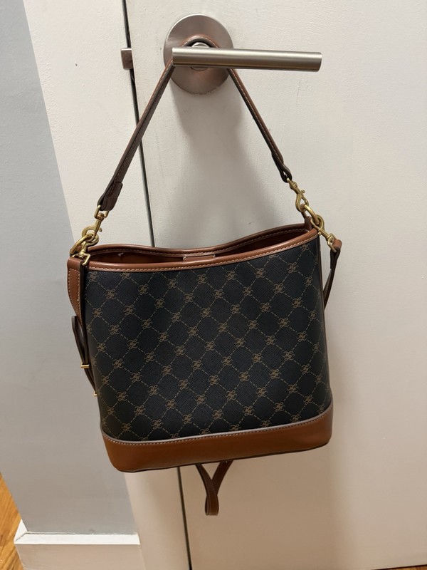 Black & Brown Diamond Pattern Shoulder Bag w/ Adjustable Detachable Strap