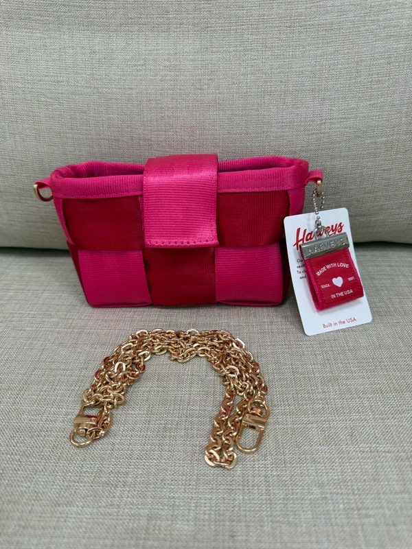 Harveys Seatbelt Scarlet/Melon Date Night Bag – NWT
