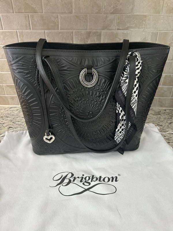 BRIGHTON ROMANO TUNISIA 3D BLACK EMBOSSED MEDALLION SCARF TOTE