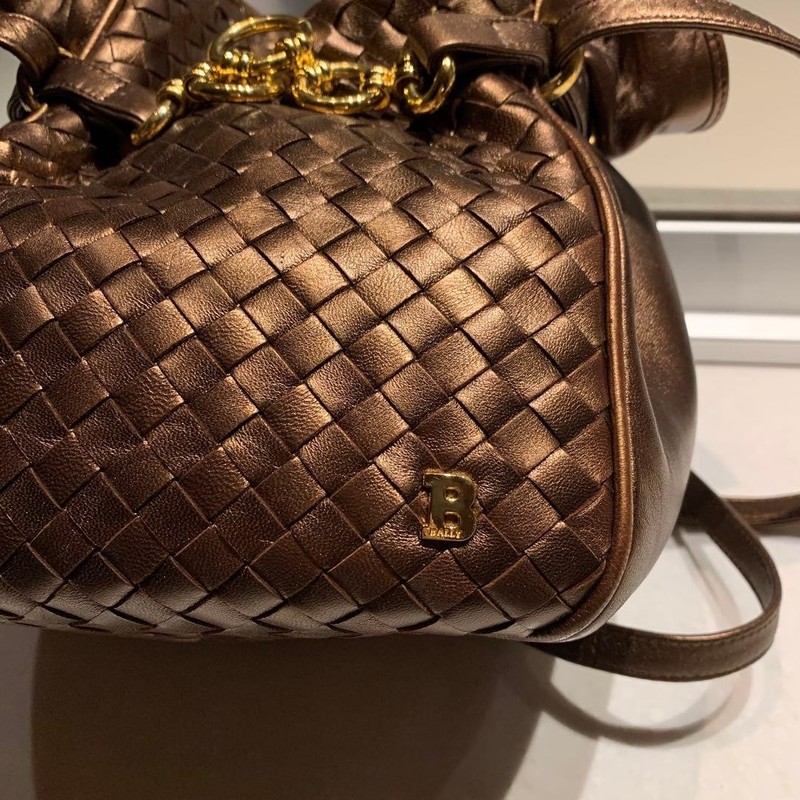 BALLY Bag ( ) to less than 1 7 of the purchase . 28a gallery