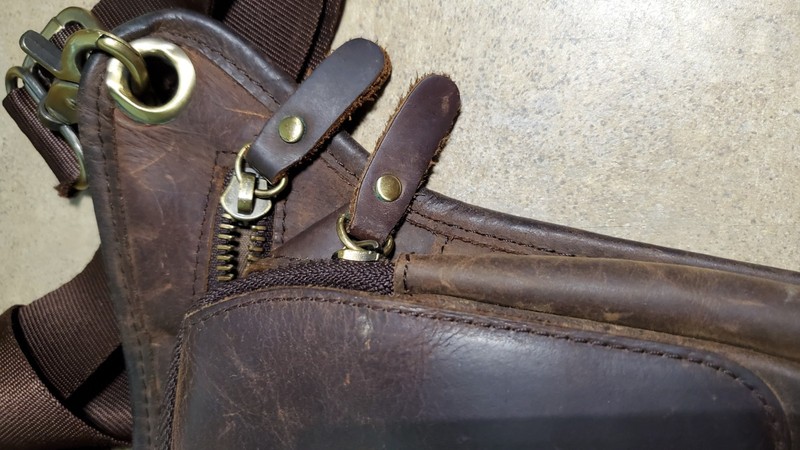 DISTRESSED THICK BROWN LEATHER CROSSBIDY PURSE 2 ZIPPERED COMPARTMENTS 1 SNAP gallery