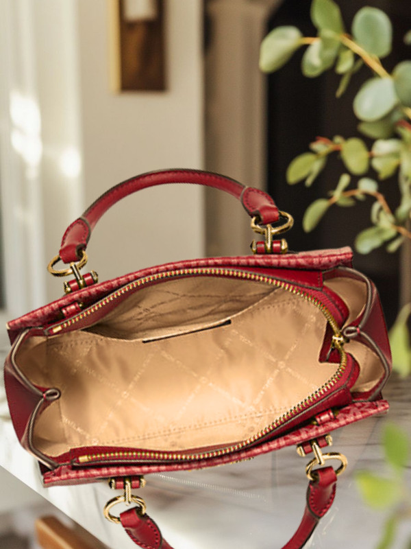 Michael Kors Marilyn Women Small Signature Logo Crossbody Messenger Purse Bag MK gallery