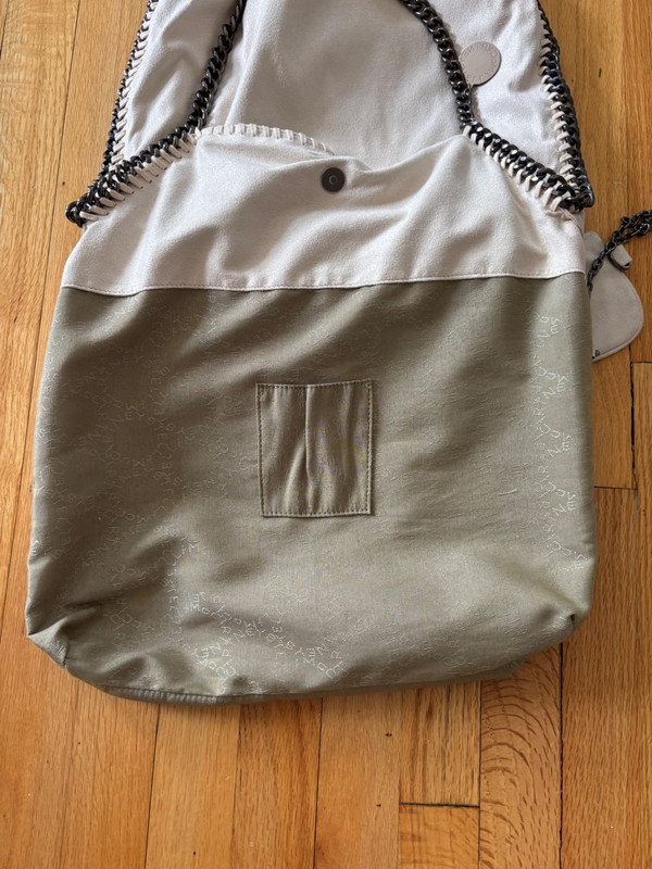 Stella McCartney Large Falabella Ivory Faux Leather Tote/Handbag With Chain Link gallery