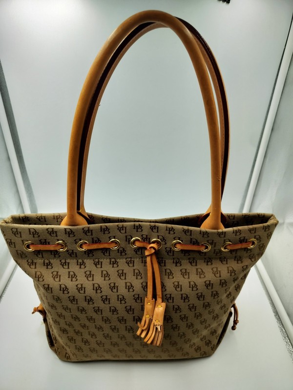 Dooney & And Bourke Tulip Tassel Signature Monogram Canvas Logo Tote Bag Tan