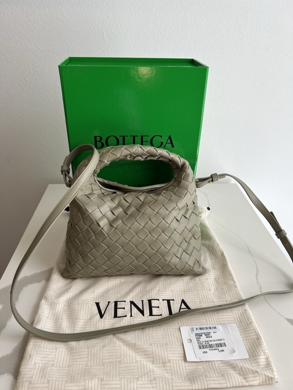 New Bottega VENETA Green Mini Hop Bag , Travertine Colour , Cross Body, NWB￼