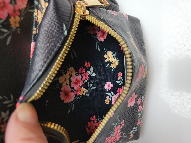 Like Dreams Backpack Polyvinyl Pink Flowers On Black Nice Condition Small gallery