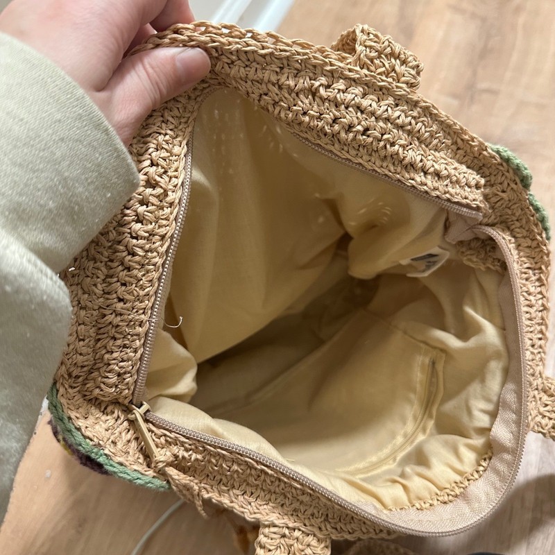 FADED GLORY | Boho Crochet Raffia Straw Floral Appliqué Tote Bag gallery