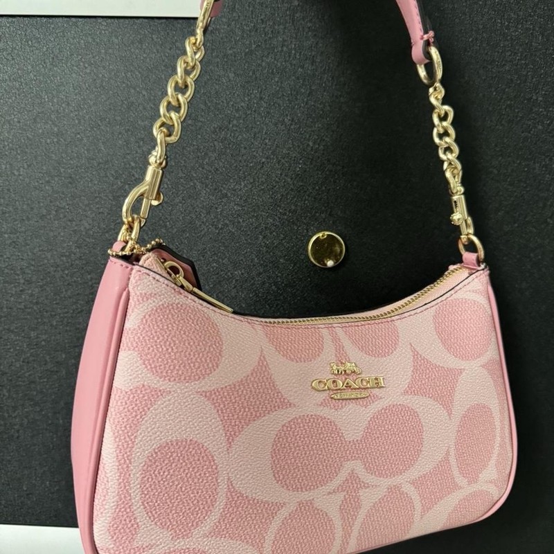 Coach Teri Women’s Shoulder Bag In Signature Canvas Baby Pink