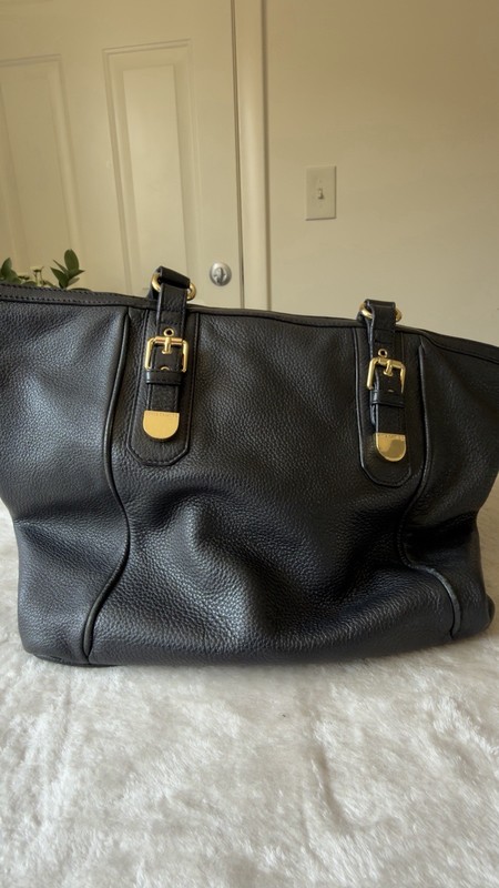 Vince Camuto Large Black Pebbled Tote Zip Closure Gold Hardware Tassel Charm