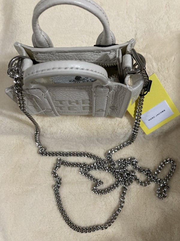 Marc Jacobs Mini TOTE Leather Crossbody Tote Bag Handbag NWT gallery