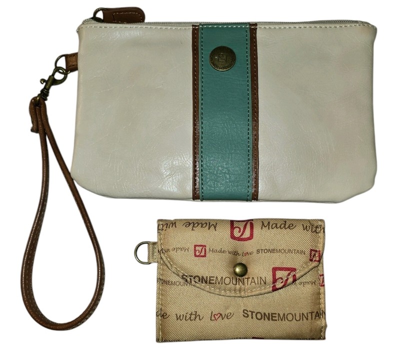 Stone Mountain Leather Made With Love Wristlet & Removable Change Purse Teal