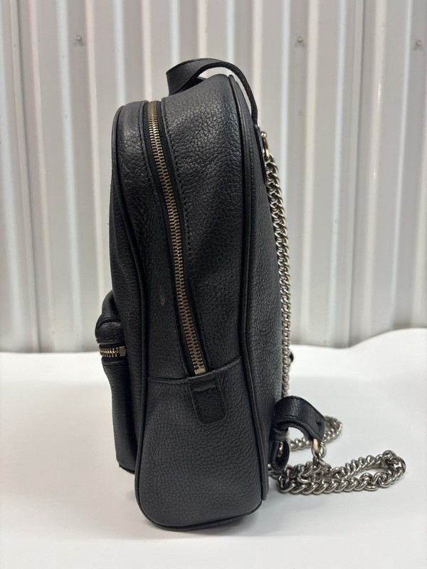 Gucci Soho Black Pebbled Leather Backpack Embossed GG Logo Zip Pocket Italy gallery