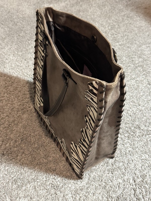 Lollipops 100% Leather Zebra Rivet Stitching Boho Indie Large Handbag Tote Purse gallery