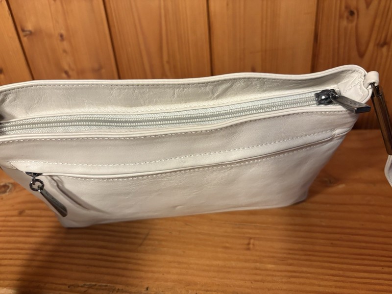 NICOLI Made In Italy White Leather Handbag Purse Shoulder Bag 10.5” X 6.5” gallery