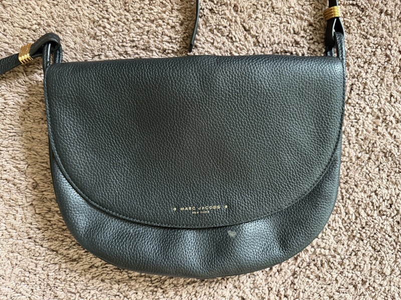 MARC JACOBS Women’s Black Empire City Leather Crossbody Saddle Bag MSRP $400