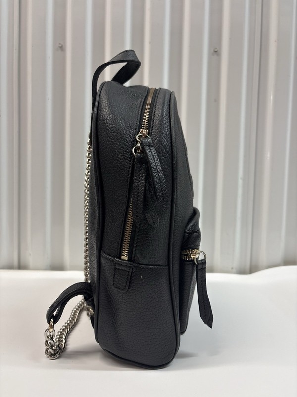 Gucci Soho Black Pebbled Leather Backpack Embossed GG Logo Zip Pocket Italy gallery