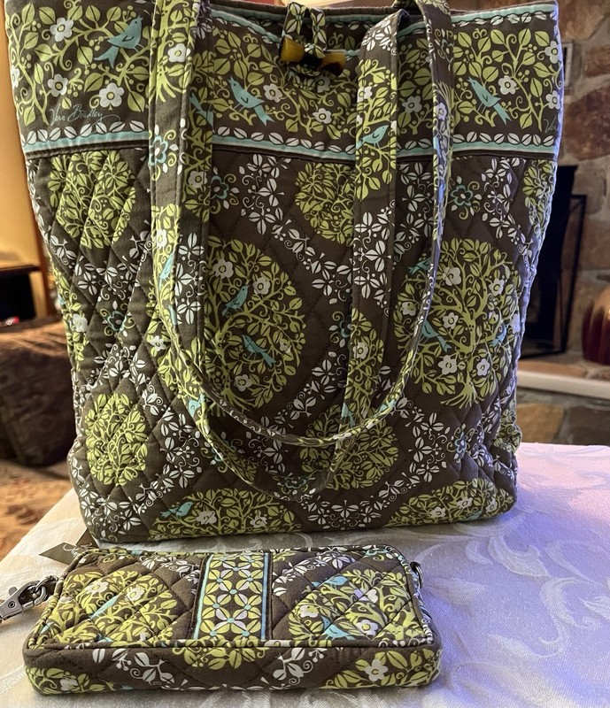 Vera Bradley “Sittin In A Tree” 11”x13” tote & Wristlet New Without Tags