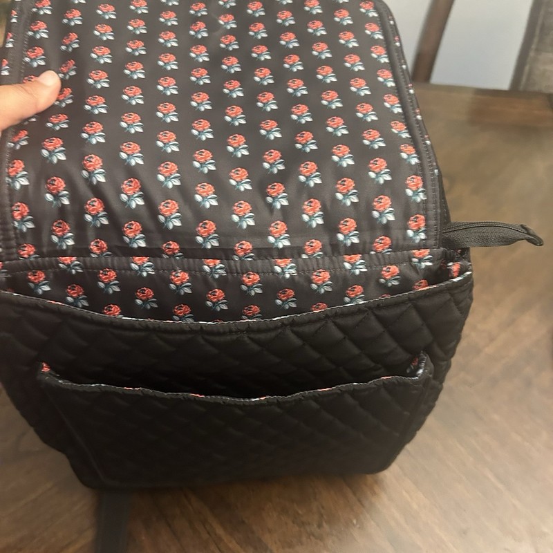 Vera Bradley Cross Body Mailbag in Classic Black gallery
