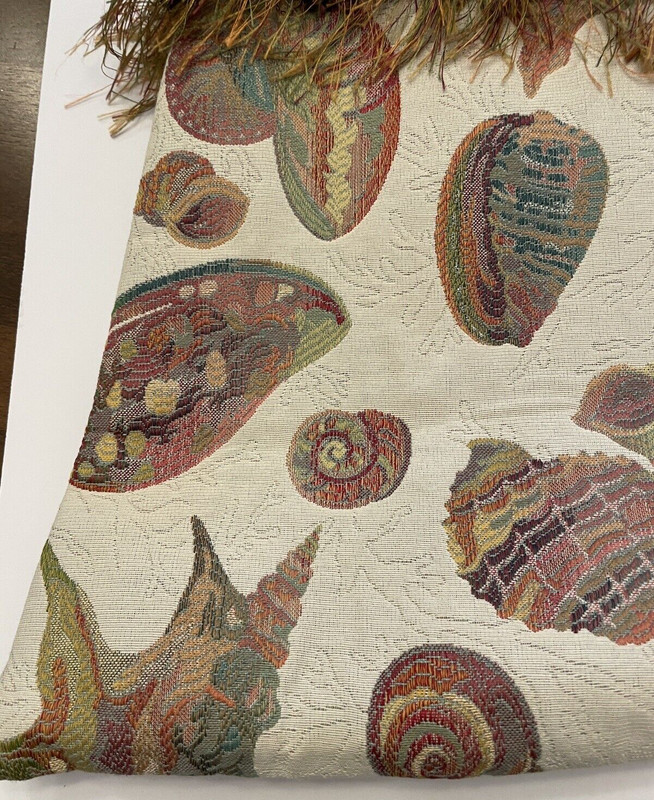 HandBag Tote Handcrafted Purse 2 Chicks Tennessee 18 In x 14 In Seashells Vtg gallery