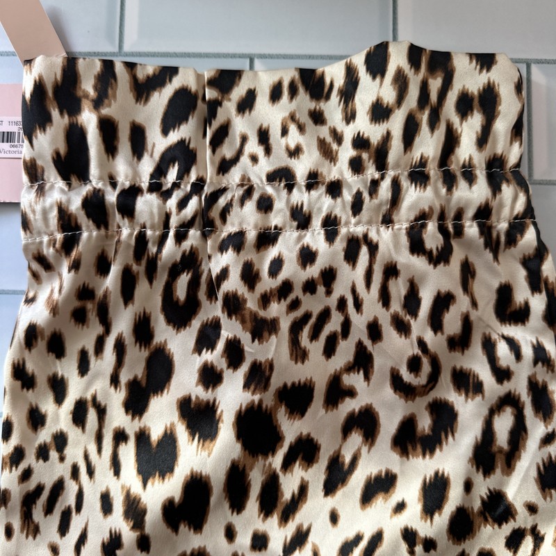 Victoria Secrets Black And Brown Animal Print 9x14 Inch Drawstring Bag gallery