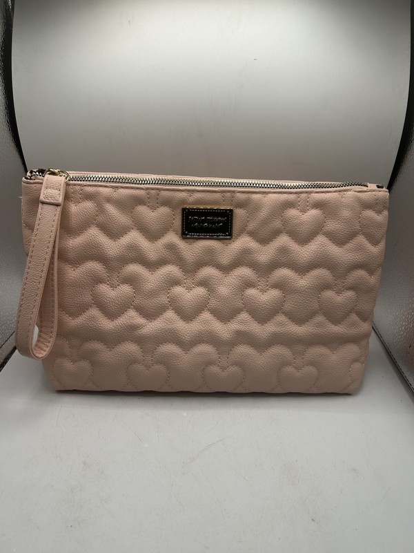 Betsey Johnson Wristlet Pouch Makeup Bag Puffy Pink Hearts