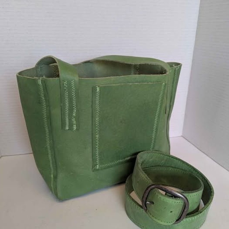 Fun Lime Green Leather Shoulder Purse & Matching Belt 10x9x4 Teen Girl Sm Woman