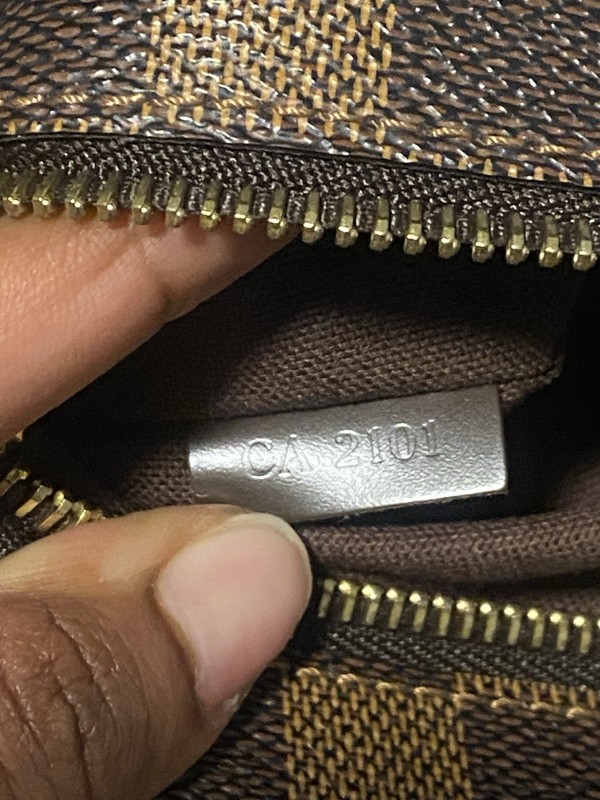 Louis Vuitton Brooklyn Messenger Bag MM Brown Canvas Damier Ebene gallery