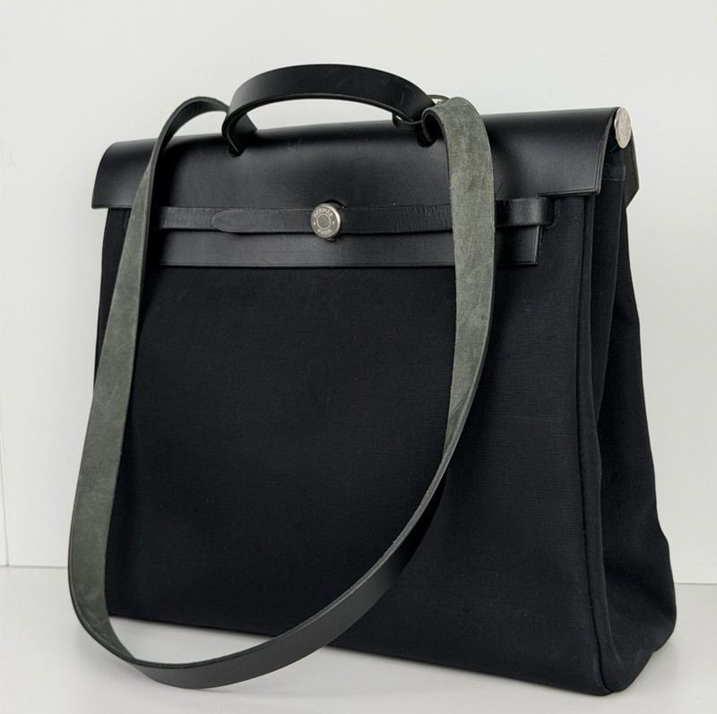 Hermes Military Toile Vache Hunter Herbag Messenger 39 in Black 2001 E2