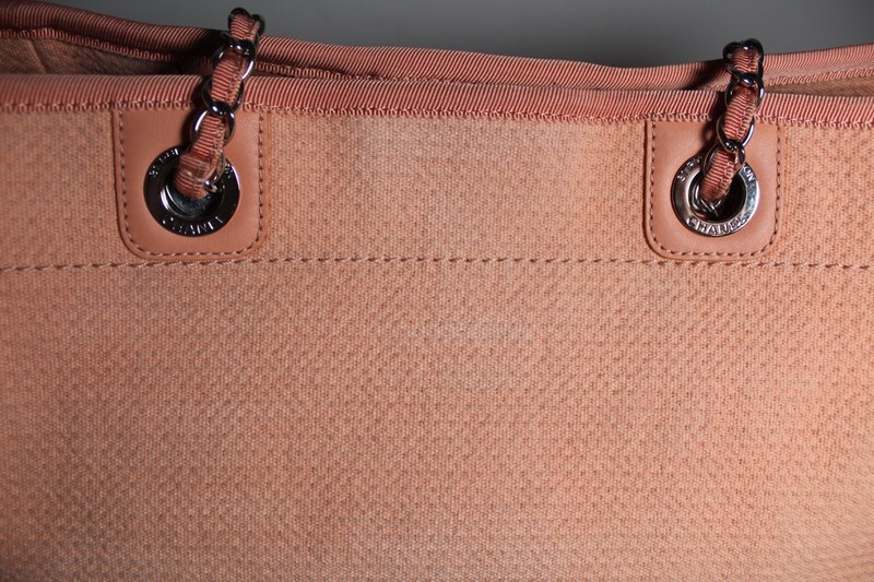 Chanel Mixed Fibers Deauville Tote Pink Shopper Shoulder Bag with Zip Pouch Set gallery