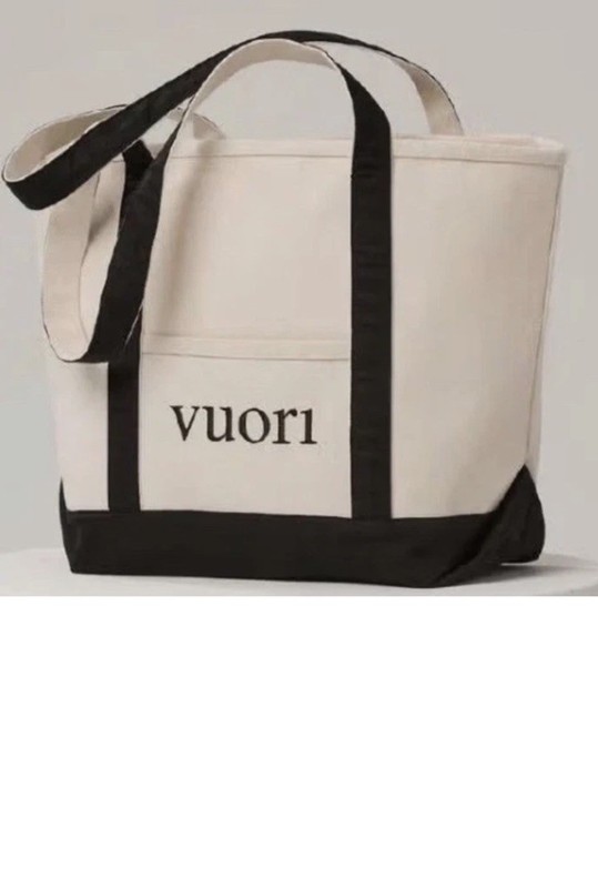 NWT VUORI TOTE BAG BEACH TRAVEL Cream Canvas STURDY Black Accents MOTHERS DAY