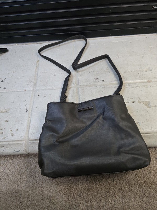 Esprit Ladies Handbag / Shoulder Bag Black Evening Bag Magnetic Closure