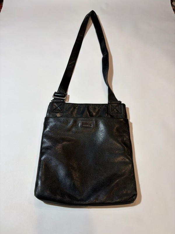 Perlina Black Leather Shoulder Bag Vintage Minimal Classic Tote