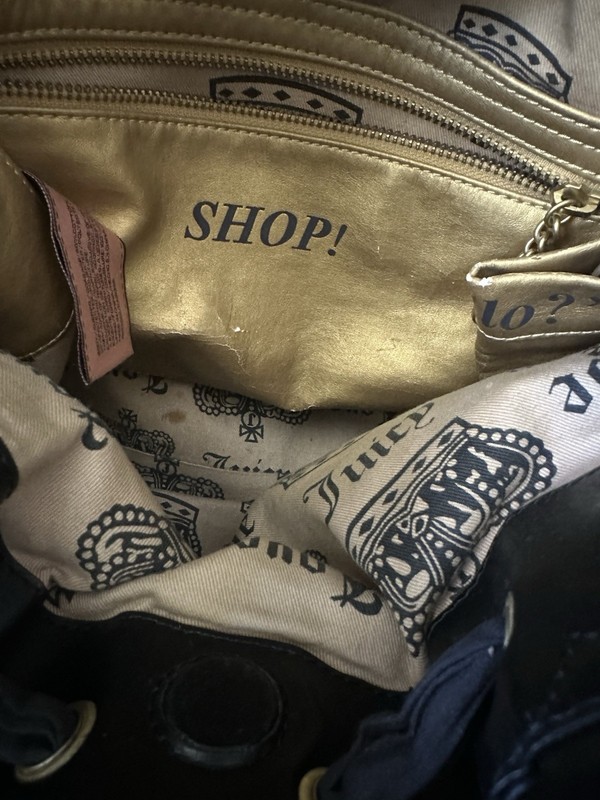 Juicy Couture Black Medium Bucket Bag, Drawstring Zip, Logo Bow Heart Charm gallery