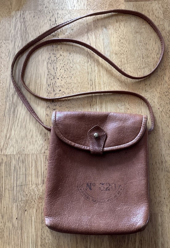 Barganza Leather Crossbody Purse Bag Brown. Vintage. 7 1/4″L x 6 1/3″W