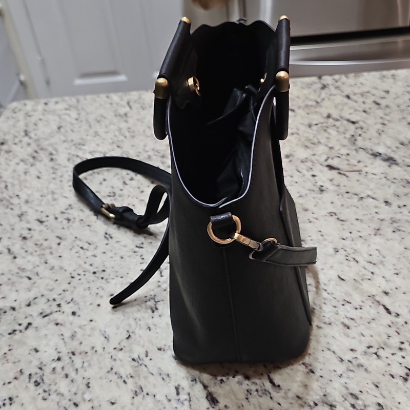 Women’s Black Large Satchel Top Handle Bag Gold-Tone Zip/Snap Detachable Strap gallery