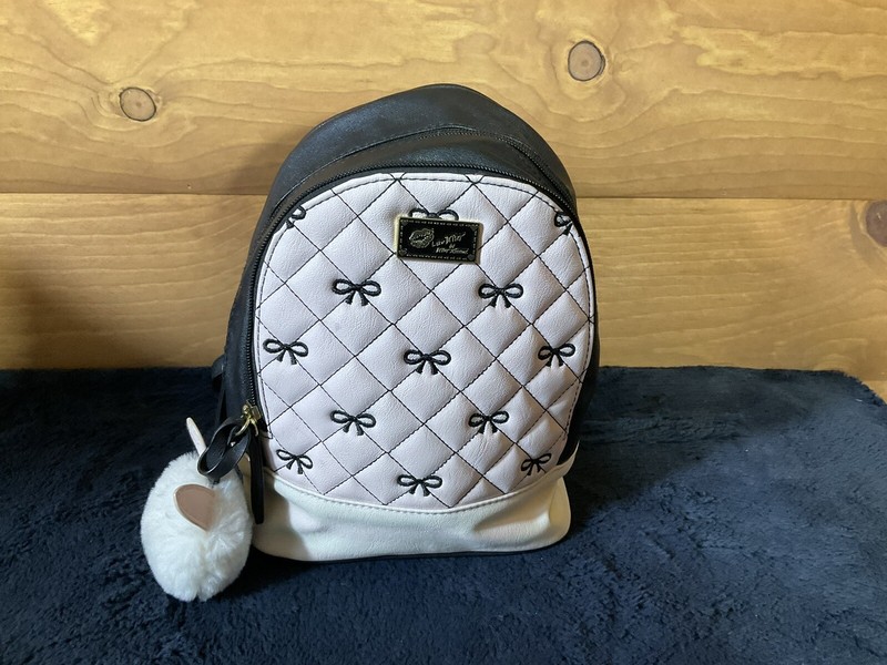 Betsy Johnson backpack pink/black with bows gallery