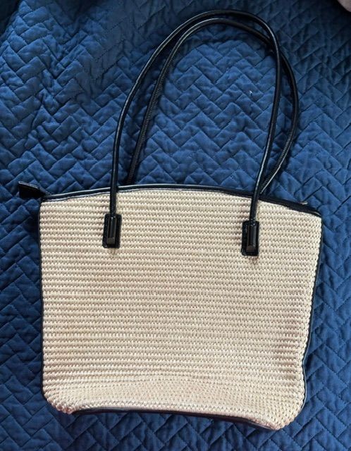 Miztique Cream Small Woven/Raffia Tote Handbag with Brown Faux Leather Straps Zi