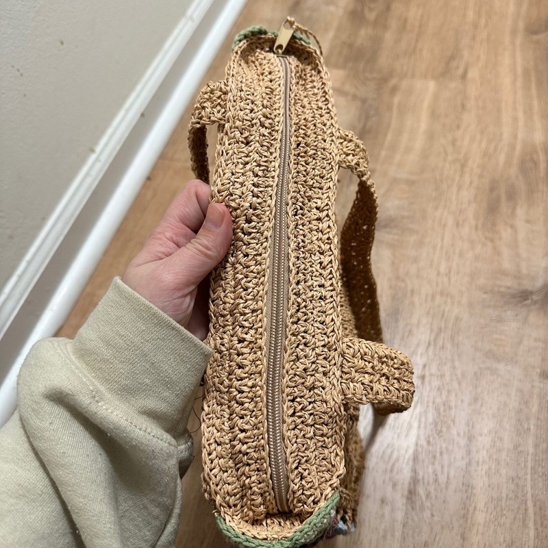 FADED GLORY | Boho Crochet Raffia Straw Floral Appliqué Tote Bag gallery