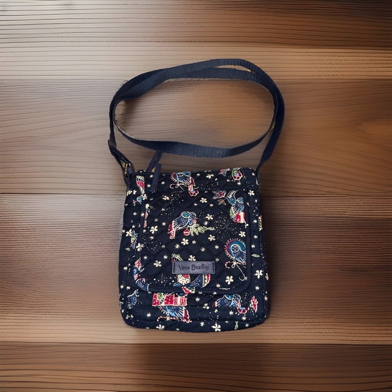 VERA BRADLEY Iconic RFID Mini Hipster Crossbody Bag Holiday Owls ~Retired~NWOT