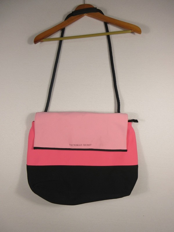 Victoria′s Secret Pink Black Neoprene Insulated Cooler Tote Picnic Beach Bag