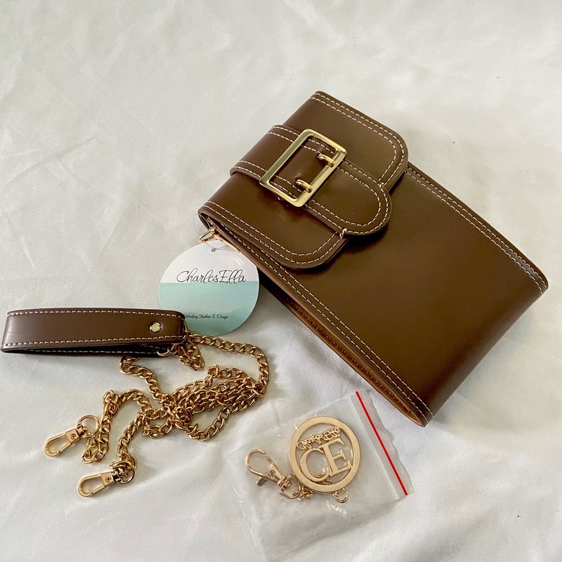 Charles And Ella Crossbody Holds Phone Wallet Multiple Card Slots 7 1/2 X 4 3/8”