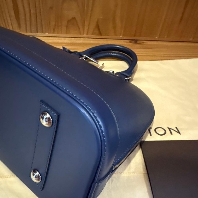 LOUIS VUITTON Alma PM Epi Leather Indigo Blue Water Resistant Bag 30.5x23x14.5cm gallery